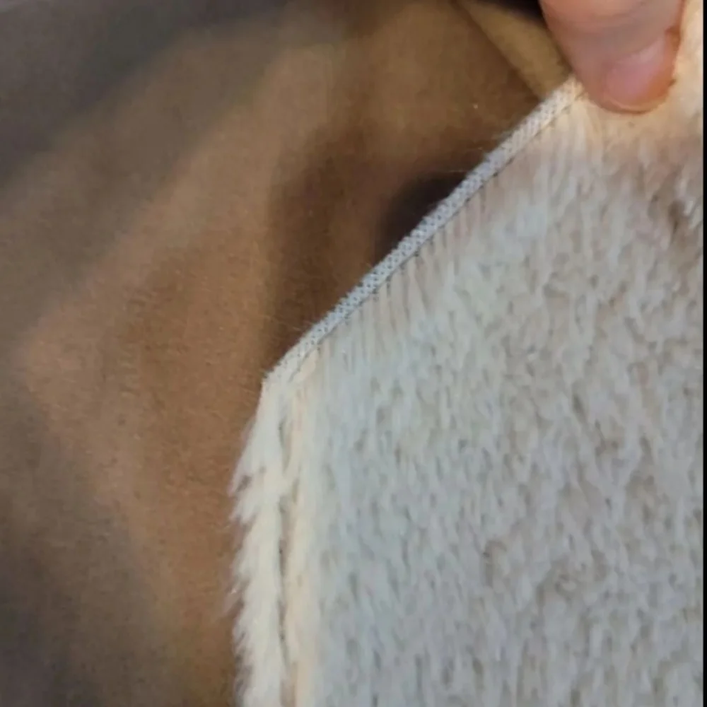 Allison Daley Medium Womens Vest - Picture 3 of 8